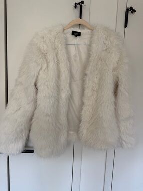 TCEC Cream Faux Fur Open-Front Teddy Jacket